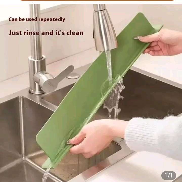 Silicone Sink   Splash Guard with Suction Cup Pool Kitchen Supplies Water Baffle Bar Oil-Proof Sink Organizer